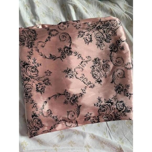 Satin Pajama Pants Gilligan & O’Malley Small Pink and Black Rose​ - Picture 2 of 3